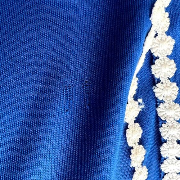 Frederick's of Hollywood RARE Women Size XS Embroidered Deep V-Neck Blue Whit - Picture 9 of 15